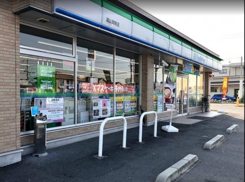 ファミリーマート 岡山御南店の画像