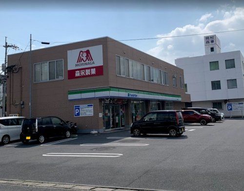 ファミリーマート 岡山問屋町店の画像