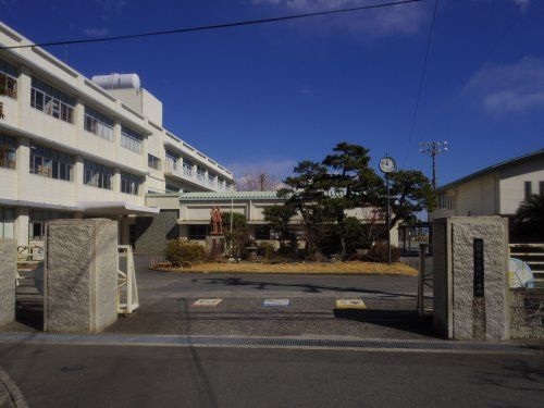 静岡市立由比小学校の画像