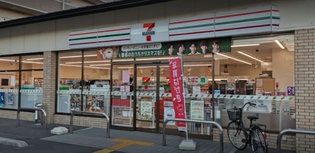 セブンイレブン 山科大宅鳥井脇町店の画像