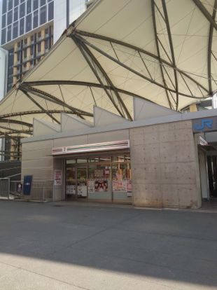 セブンイレブン　ユニバーサルシティ駅改札口店の画像