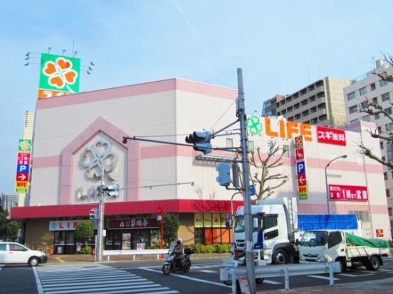 スギ薬局 神戸駅前店の画像