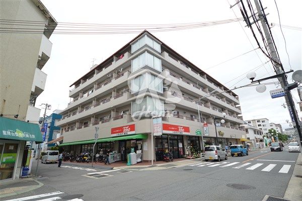 トーホーストア 舞子店の画像