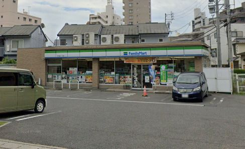 ファミリーマート 天白植田一丁目店の画像