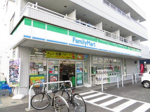 ファミリーマート 市川湊新田二丁目店の画像