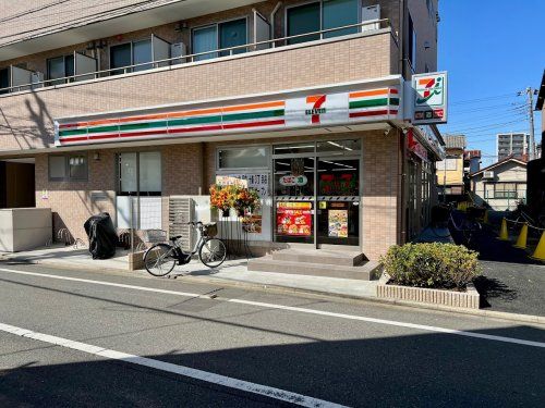 セブンイレブン 北区中十条3丁目店の画像