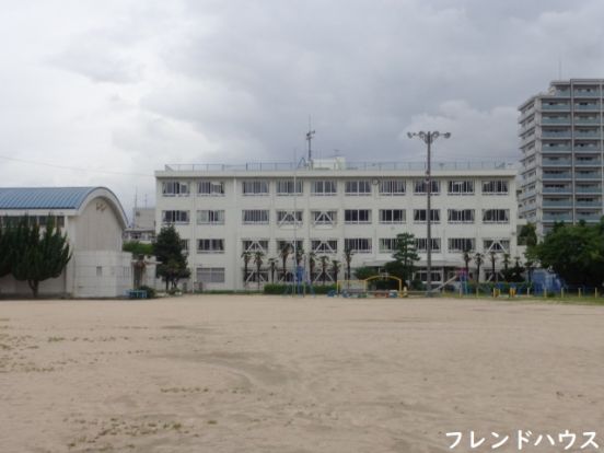 海田西小学校の画像