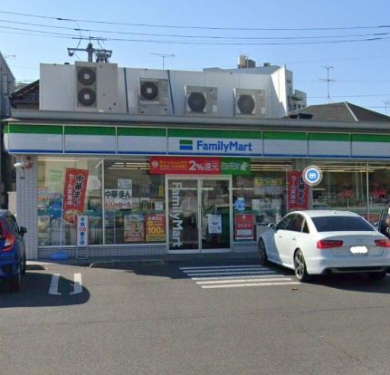 ファミリーマート岡山鹿田店の画像