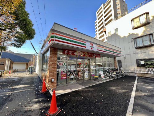 セブンイレブン川崎市ノ坪西店の画像