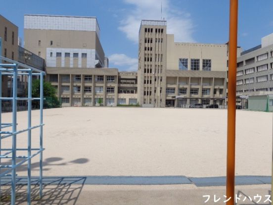 袋町小学校の画像