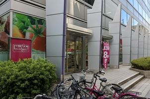 Maxvalu Express(マックスバリュ エクスプレス) 西梅田店の画像