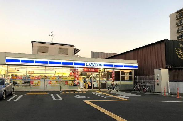 ローソン 八尾山本町北八丁目店の画像