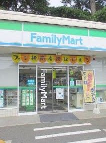 ファミリーマート 用賀の杜店の画像