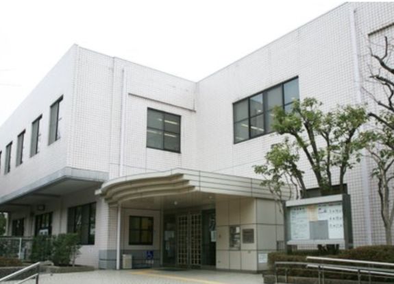 横浜市港南図書館の画像