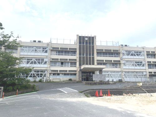 須恵町立須恵第一小学校の画像