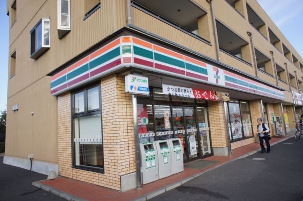 セブンイレブン荒川本郷店の画像