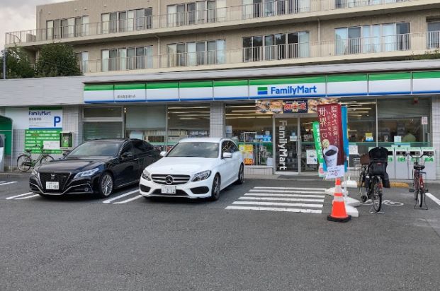 ファミリーマート 練馬豊中通り店の画像