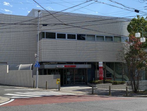 三菱UFJ銀行鳴海支店の画像