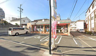 セブンイレブン 大阪安立3丁目店の画像