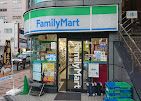 ファミリーマート 泉一丁目店の画像