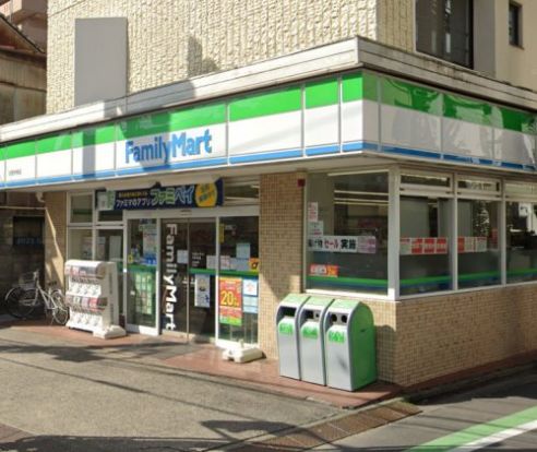 ファミリーマート 大宮中央店の画像