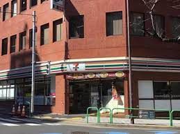 セブンイレブン 九段南大妻通り店の画像