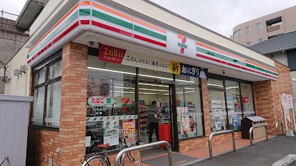 セブンイレブン 池田駅南店の画像