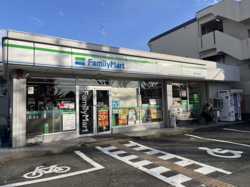 ファミリーマート京都一乗寺店の画像