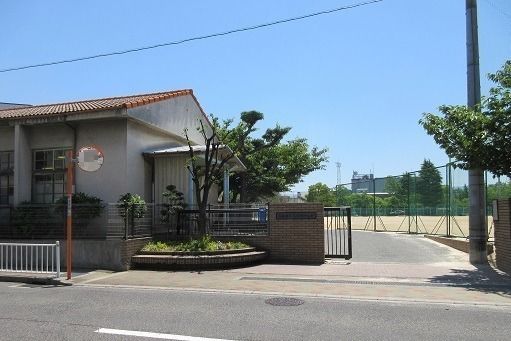 岸和田市立岸城中学校の画像