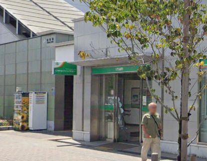 りそな銀行 熊取支店の画像