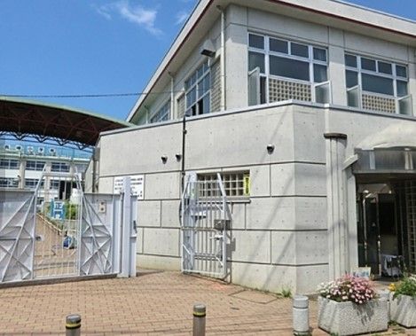 豊島区立長崎小学校の画像