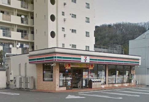 セブンイレブン 横浜日吉本町3丁目店の画像