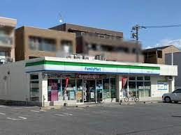 ファミリーマート 名東本通三丁目店の画像