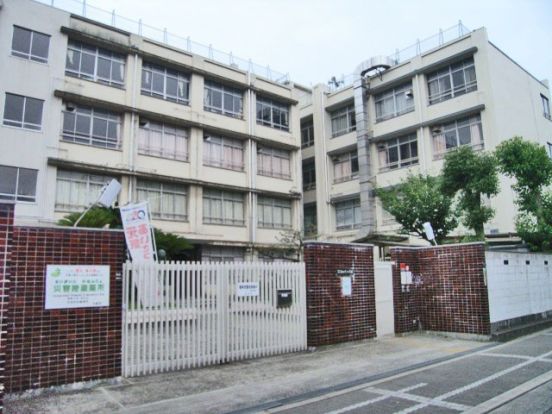 大阪市立苅田北小学校の画像