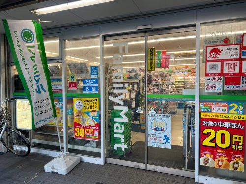 ファミリーマート京町堀３丁目店の画像