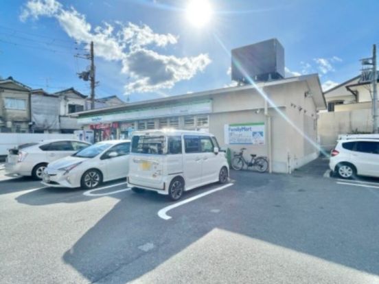 ファミリーマート 西京山田店の画像