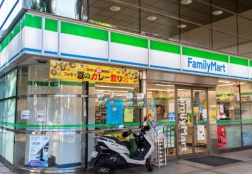 ファミリーマート 芝二丁目店の画像