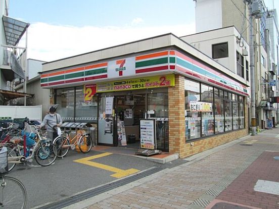 セブンイレブン 大阪清水駅前店の画像