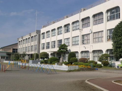 入間市立　狭山小学校の画像