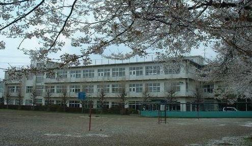 入間市立　武蔵中学校の画像