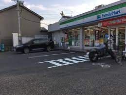 ファミリーマート 柵下町店の画像