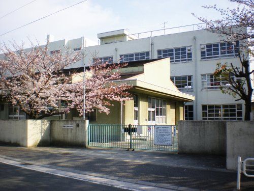 尼崎市立清和小学校の画像