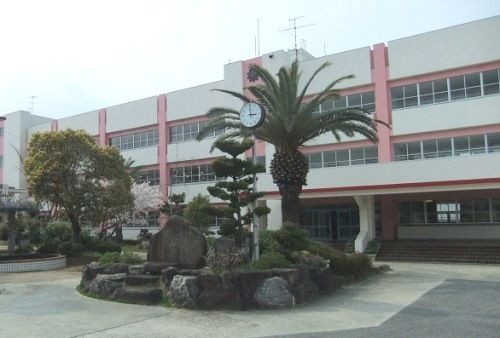 泉佐野市立長南中学校の画像