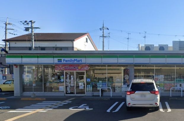 ファミリーマート東大阪大蓮南四丁目店の画像