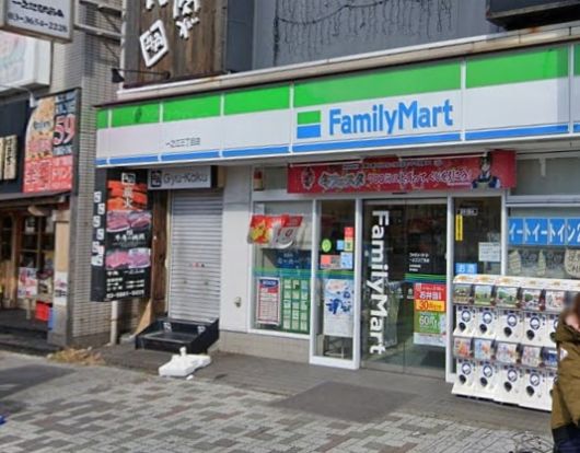 ファミリーマート 一之江三丁目店の画像