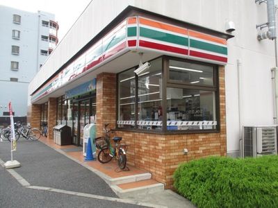 セブンイレブン 目黒環七柿の木坂店の画像