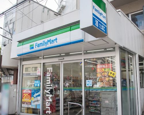 ファミリーマート 白山五丁目店の画像