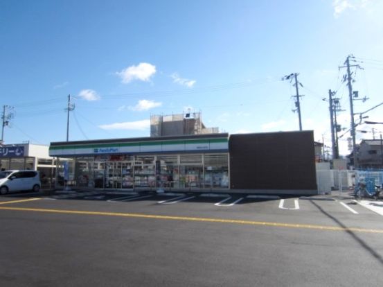 ファミリーマート 岸和田土生町店の画像
