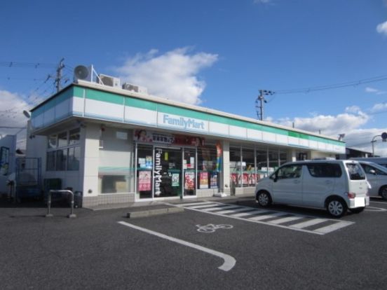 ファミリーマート 岸和田土生東店の画像