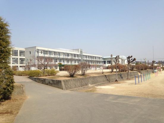 東松山市立新明小学校の画像